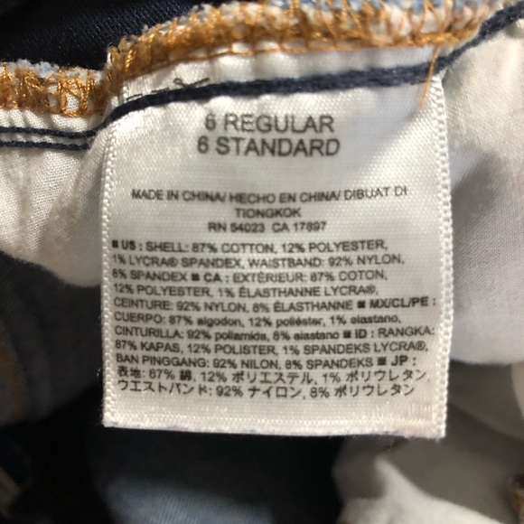 Old Navy Full Panel Jean Shorts SZ 6 9 inch Inseam - Picture 6 of 7